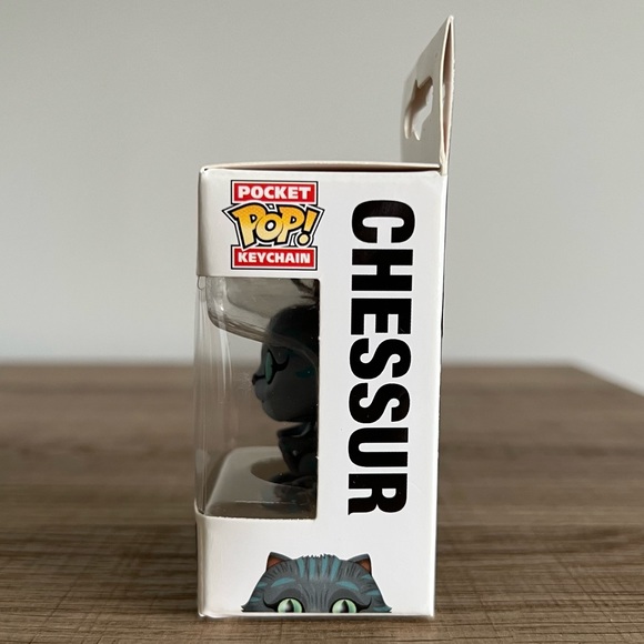 Funko Chessur Pocket Pop Keychain Disney Alice Through the Looking Glass - Picture 4 of 7